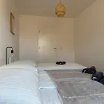דירה 90 M2 With Balcony & Free Parking