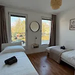 90 M2 With Balcony & Free Parking דירה *