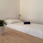 דירה 90 M2 With Balcony & Free Parking *