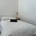 90 M2 With Balcony & Free Parking דירה גרסדורף ביי וין