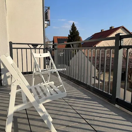 90 M2 With Balcony & Free Parking *