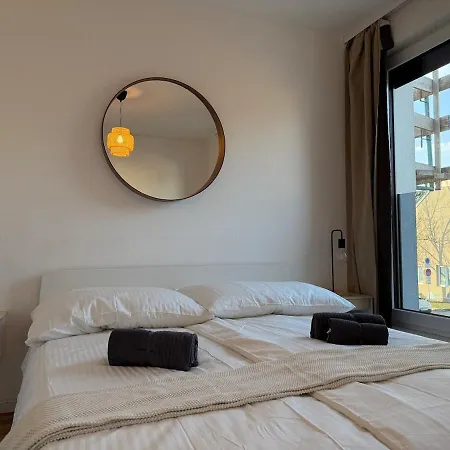 100 M2 With Balcony & Free Parking Lägenhet Gerasdorf bei Wien