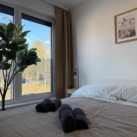 90 M2 With Balcony & Free Parking *