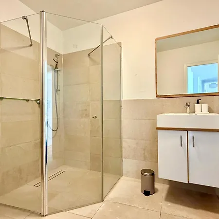 90 M2 With Balcony & Free Parking Apartment *
