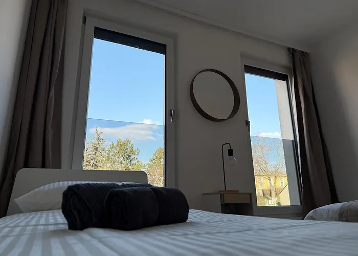 100 M2 With Balcony & Free Parking *